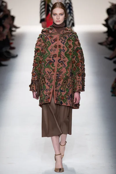 Look 39